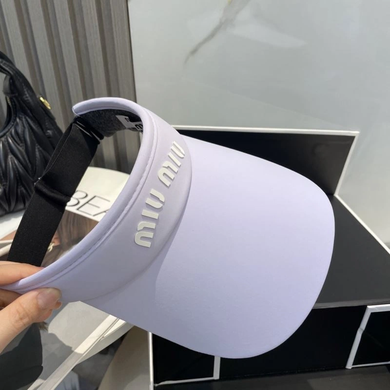 Miu Miu Caps WellDesigned 257671