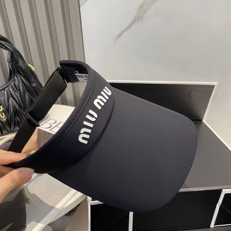 Miu Miu Caps Chic 257659