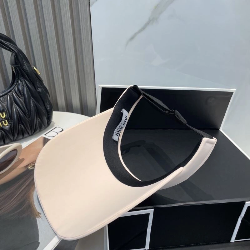 Miu Miu Caps Unisex 257646