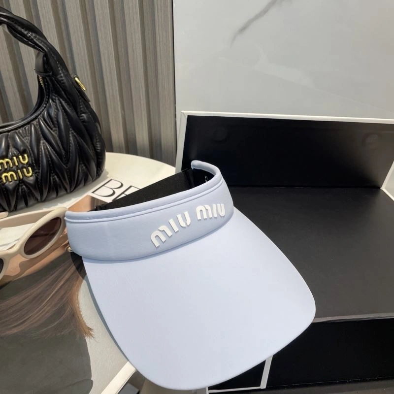 Miu Miu Caps TimelessDesign 257668