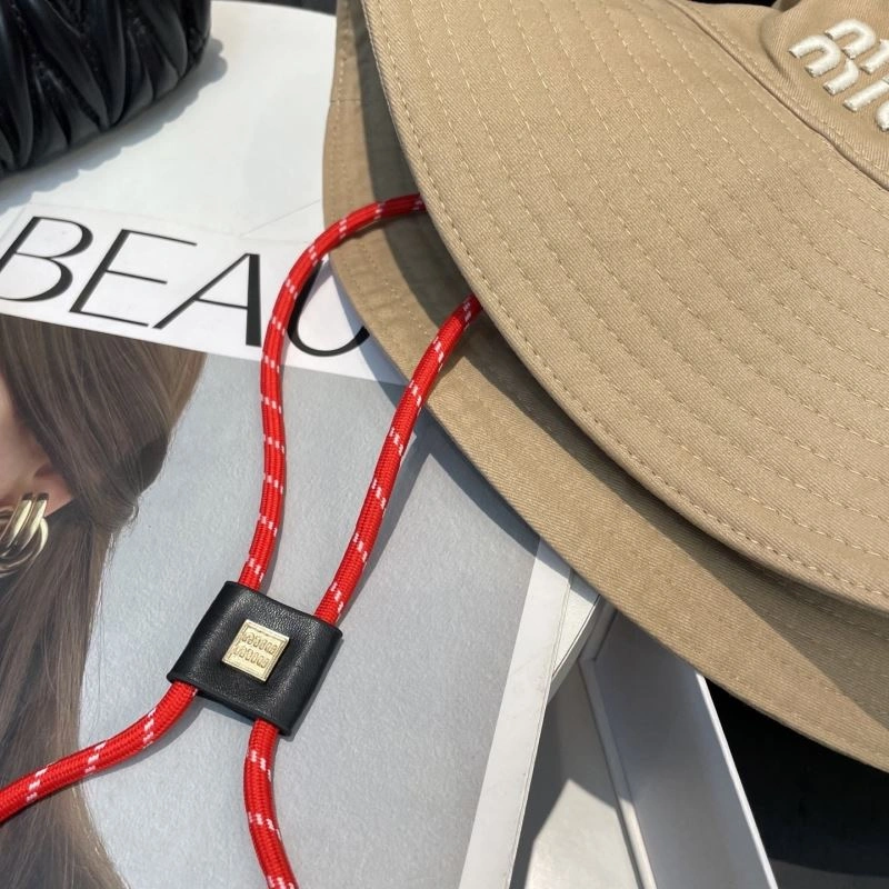 Miu Miu Caps Breathable 257667