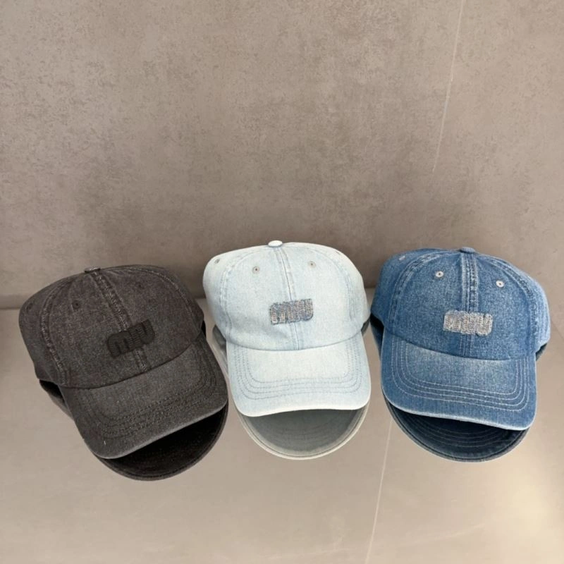 Miu Miu Caps Attractive 257639