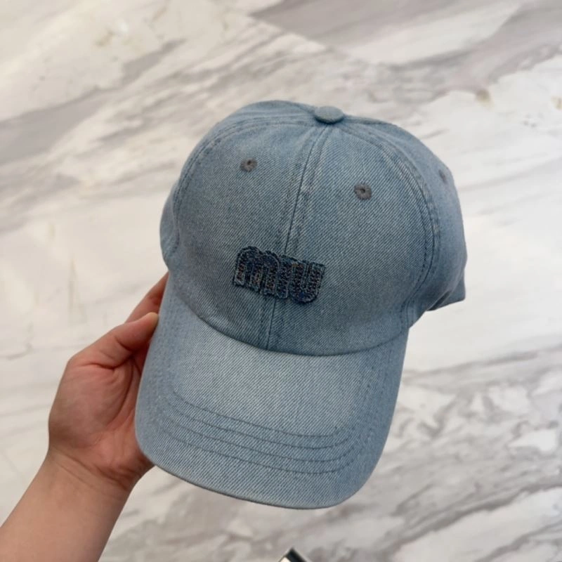 Miu Miu Caps Attractive 257639