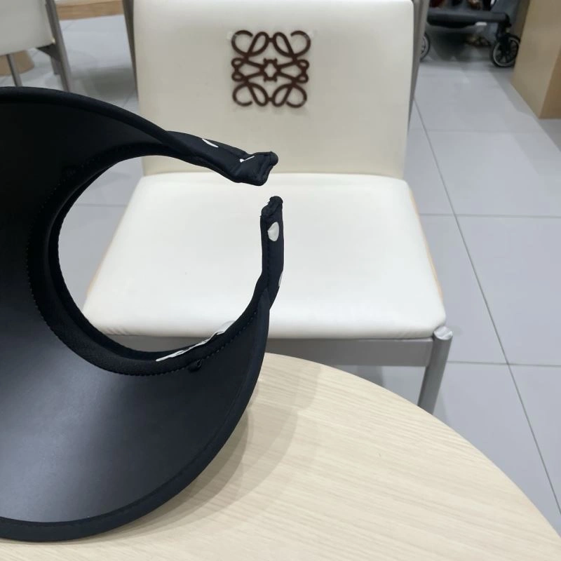 Miu Miu Caps Bright 257619