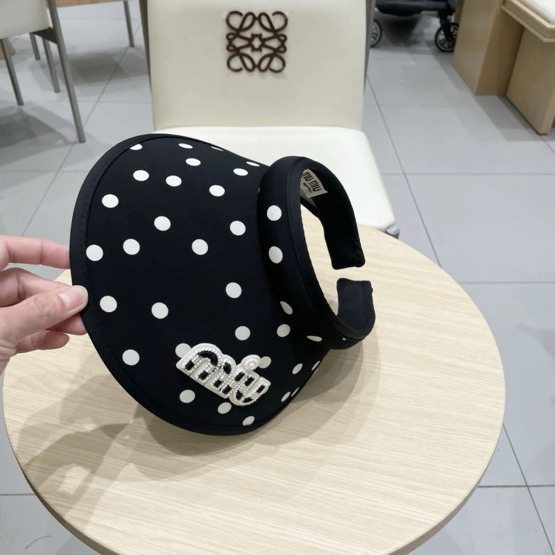 Miu Miu Caps Bright 257619