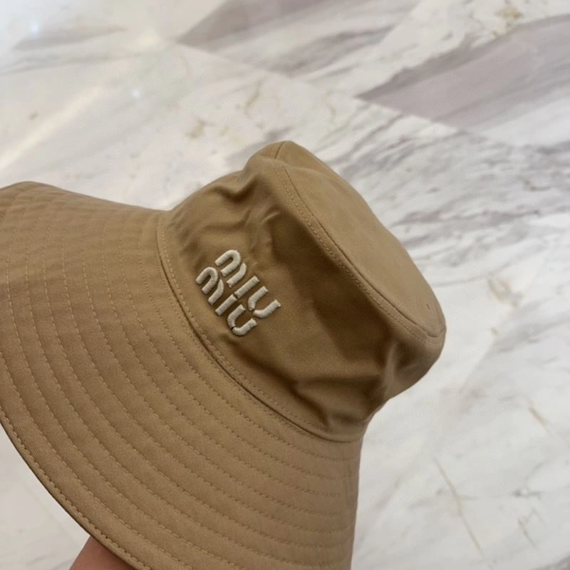 Miu Miu Caps DailyWear 257632