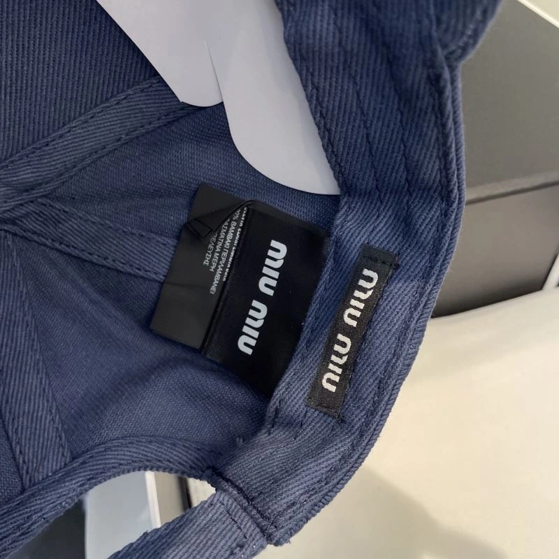 Miu Miu Caps Durable 257623