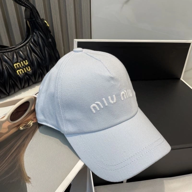 Miu Miu Caps WellDesigned 257622