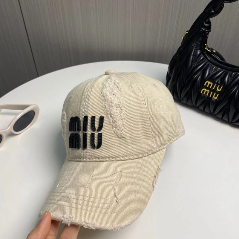 Miu Miu Caps UrbanStyle 257611