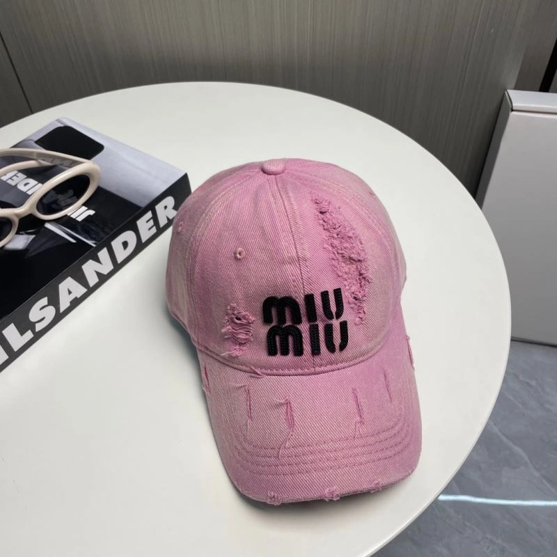 Miu Miu Caps Attractive 257626