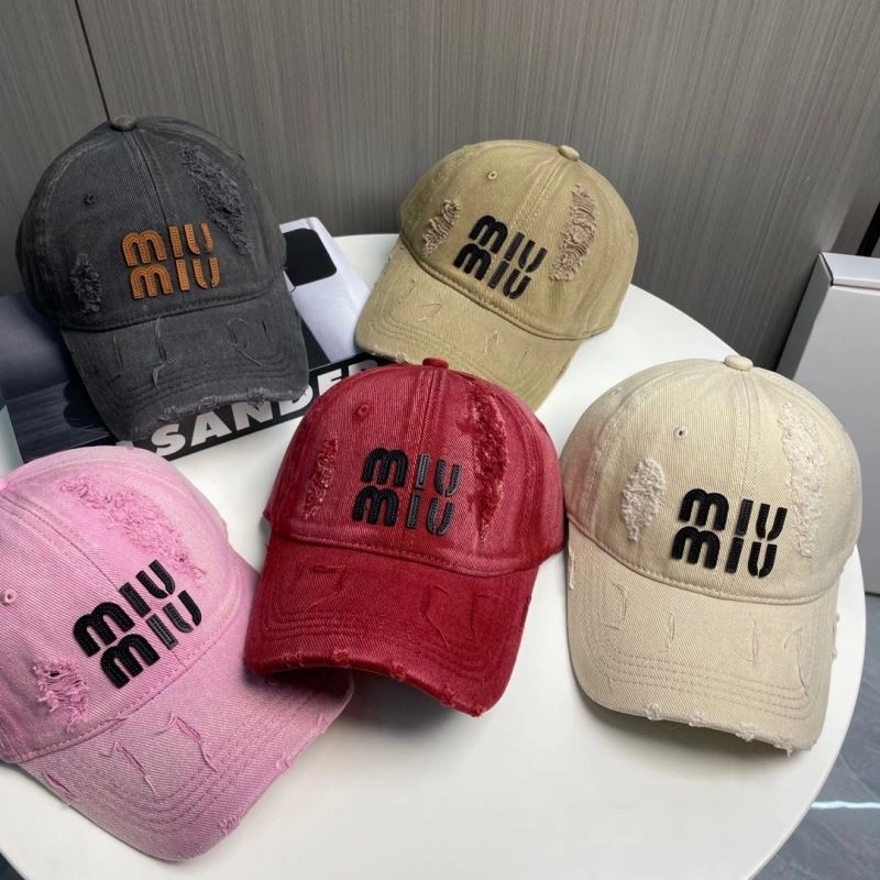 Miu Miu Caps Durable 257620