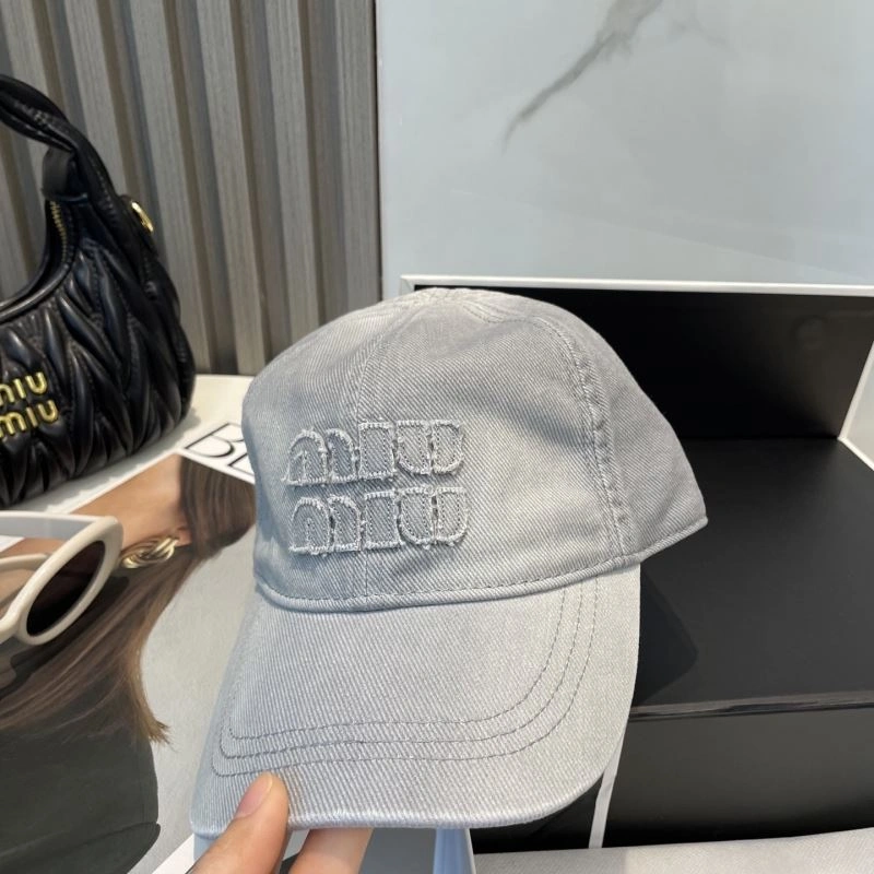 Miu Miu Caps Functional 257614