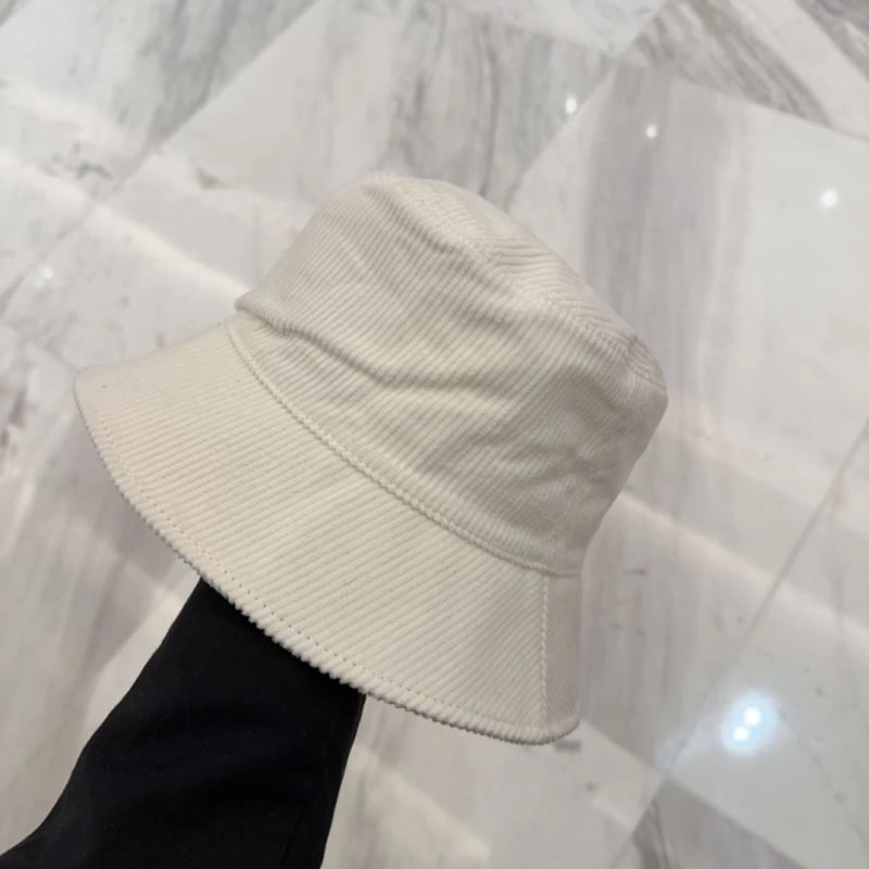 Miu Miu Caps Effortless 257603