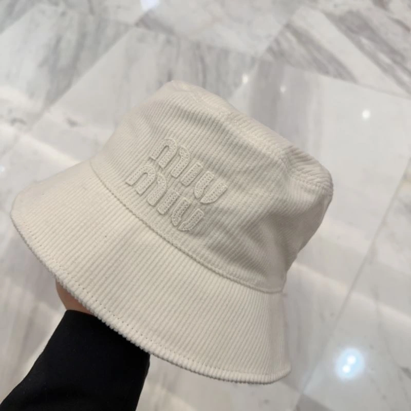Breathable Miu Miu Caps 257605