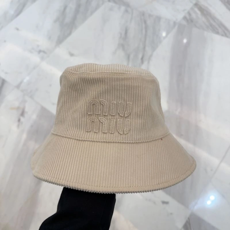 Breathable Miu Miu Caps 257605