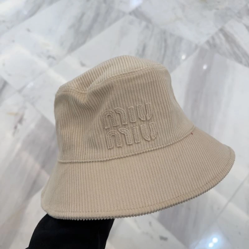 Breathable Miu Miu Caps 257605