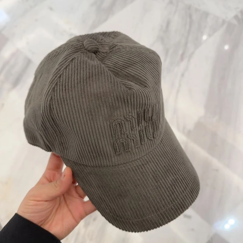 Miu Miu Caps NewStyle 257597