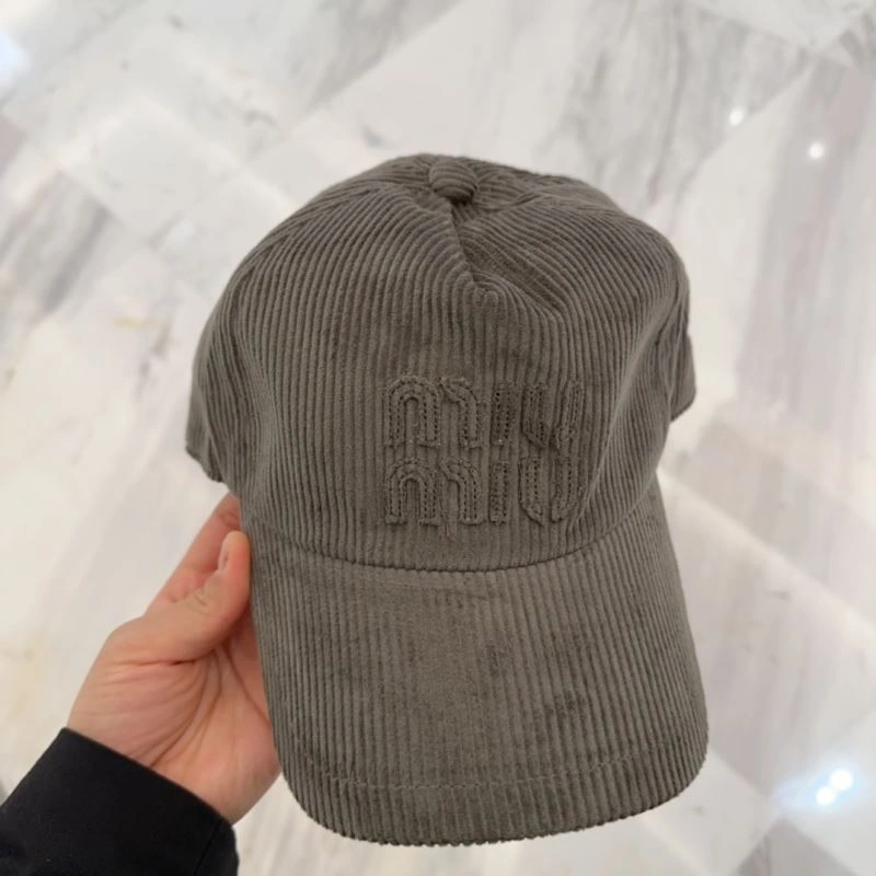 Miu Miu Caps NewStyle 257597