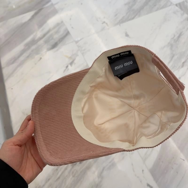 Miu Miu Caps Functional 257598