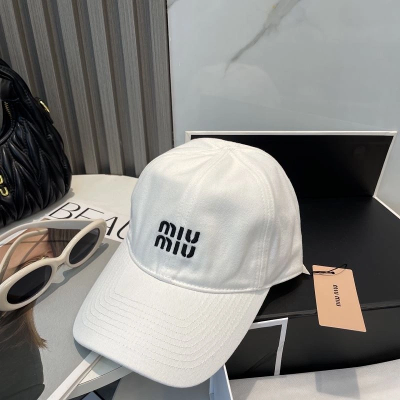 Miu Miu Caps Packable 257569