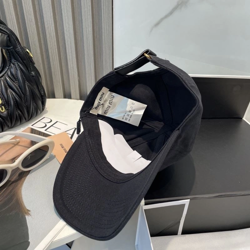 Miu Miu Caps Trendsetting 257571