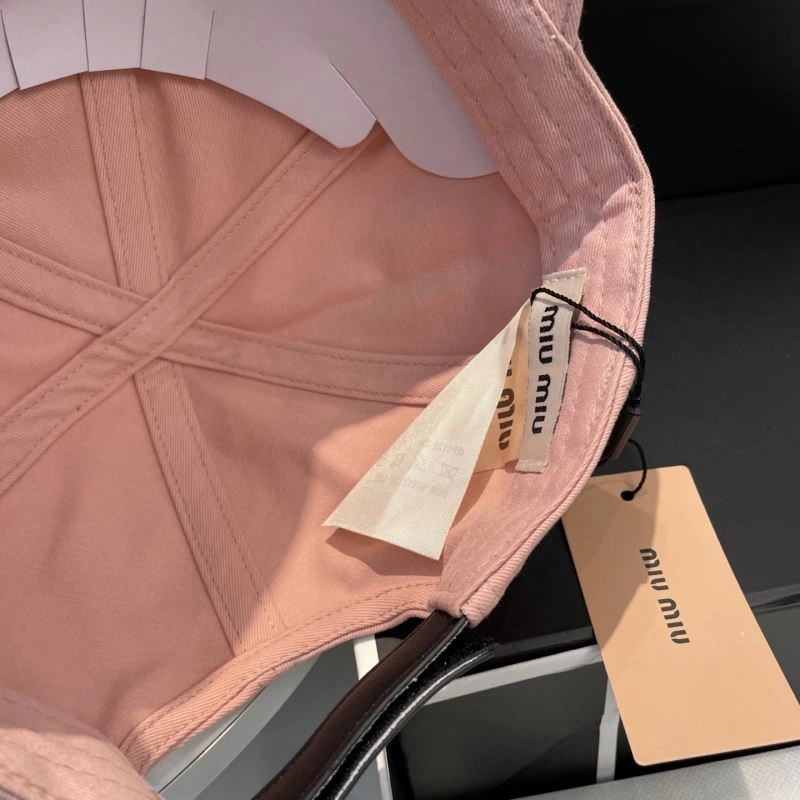 Miu Miu Caps QuickDry 257583