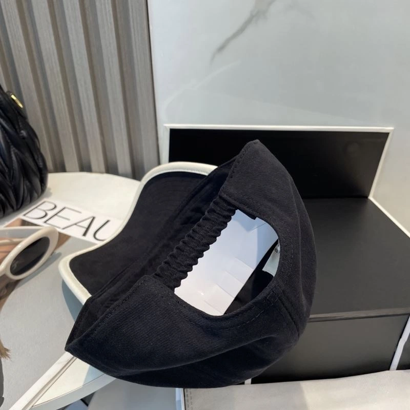 Miu Miu Caps OdorResistant 257590