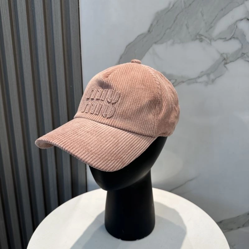Miu Miu Caps Elegant 257585