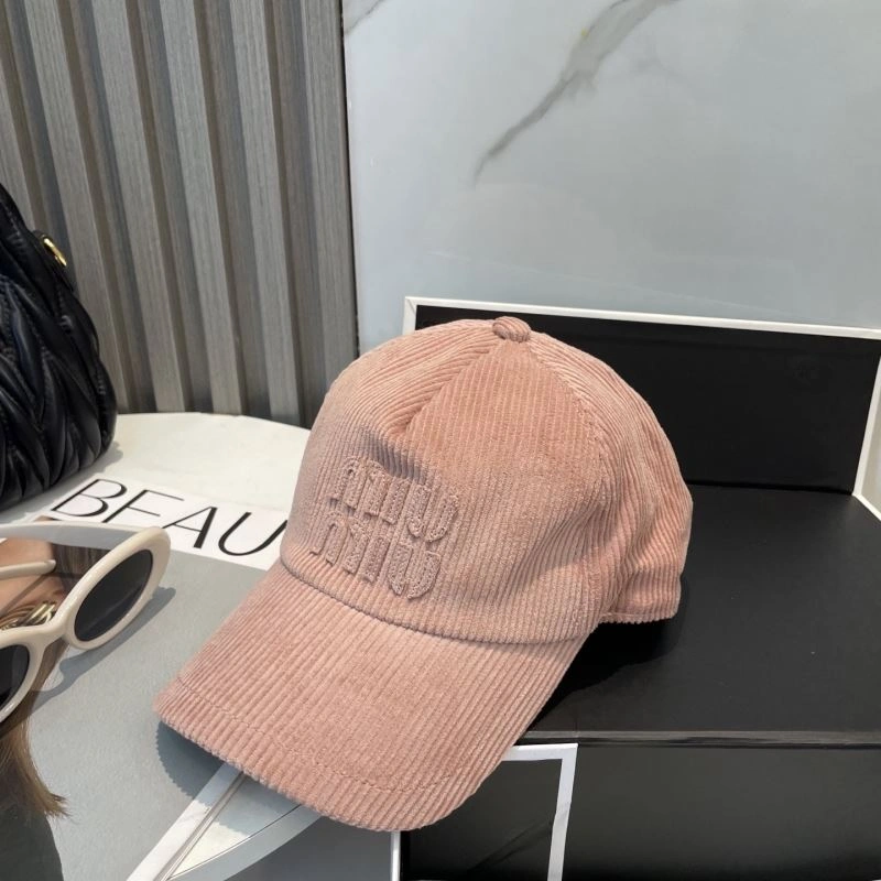 Miu Miu Caps Elegant 257585