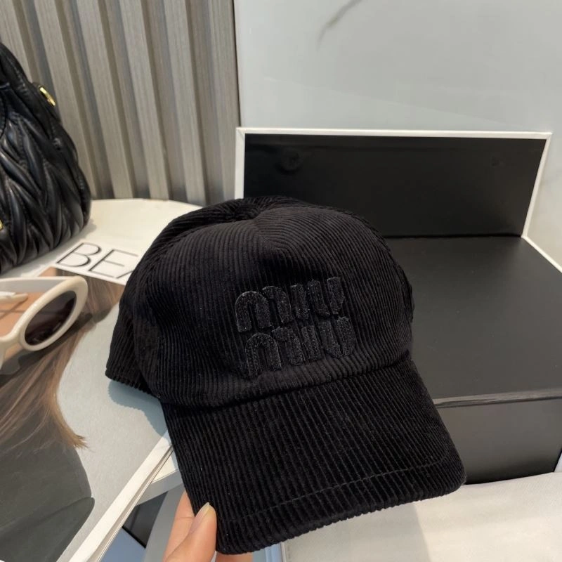 Miu Miu Caps EyeCatching 257565