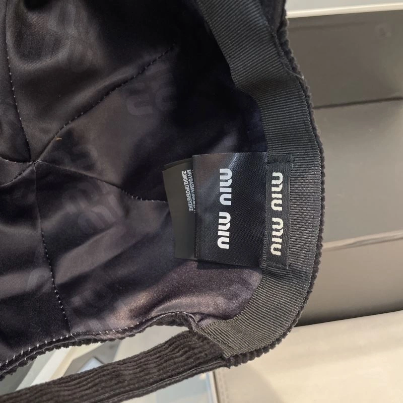 Miu Miu Caps EyeCatching 257565