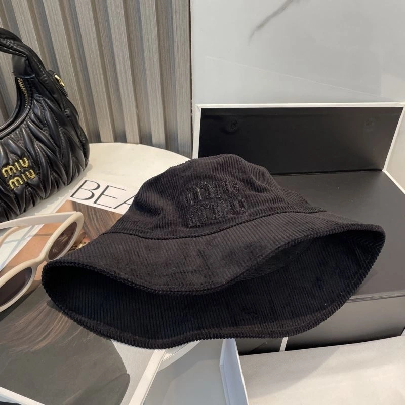 Miu Miu Caps MoistureWicking 257586