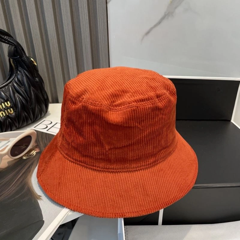 Miu Miu Caps Versatile 257560