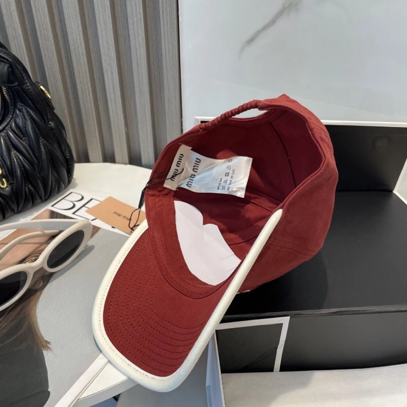 Miu Miu Caps Bright 257559