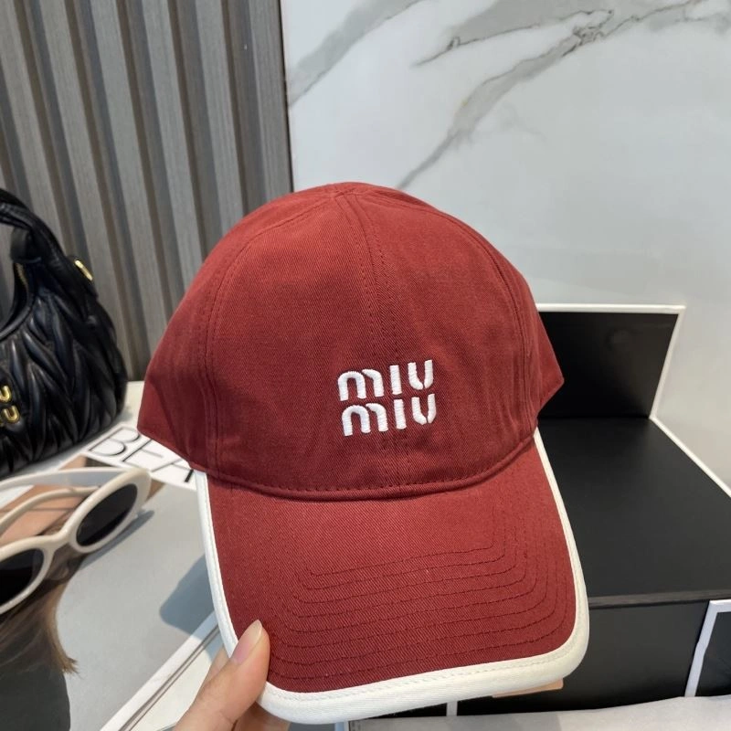Miu Miu Caps Bright 257559