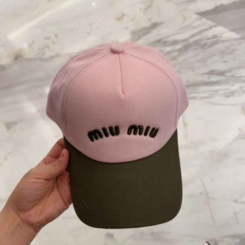 Miu Miu Caps Durable 257557