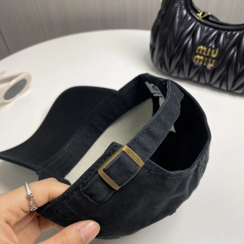 FreshLook Miu Miu Caps 257531