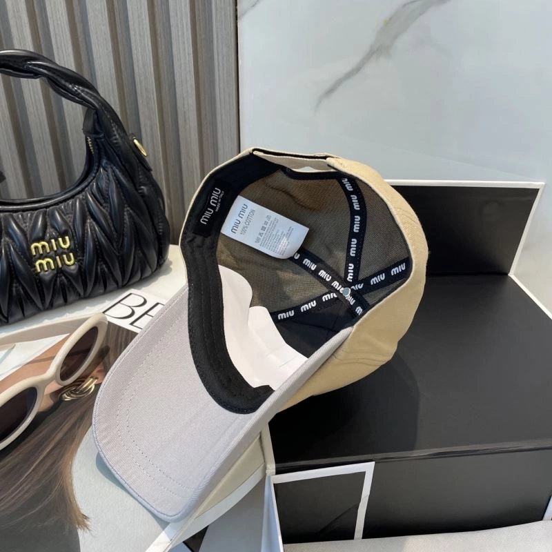 Miu Miu Caps Stretchable 257519