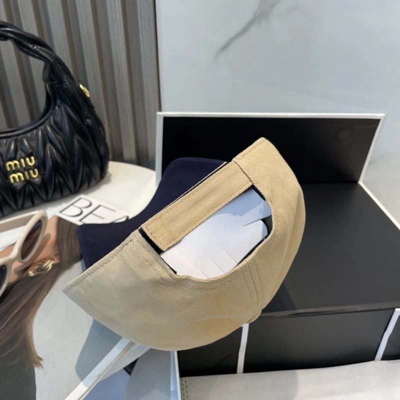 OnTrend Miu Miu Caps 257524