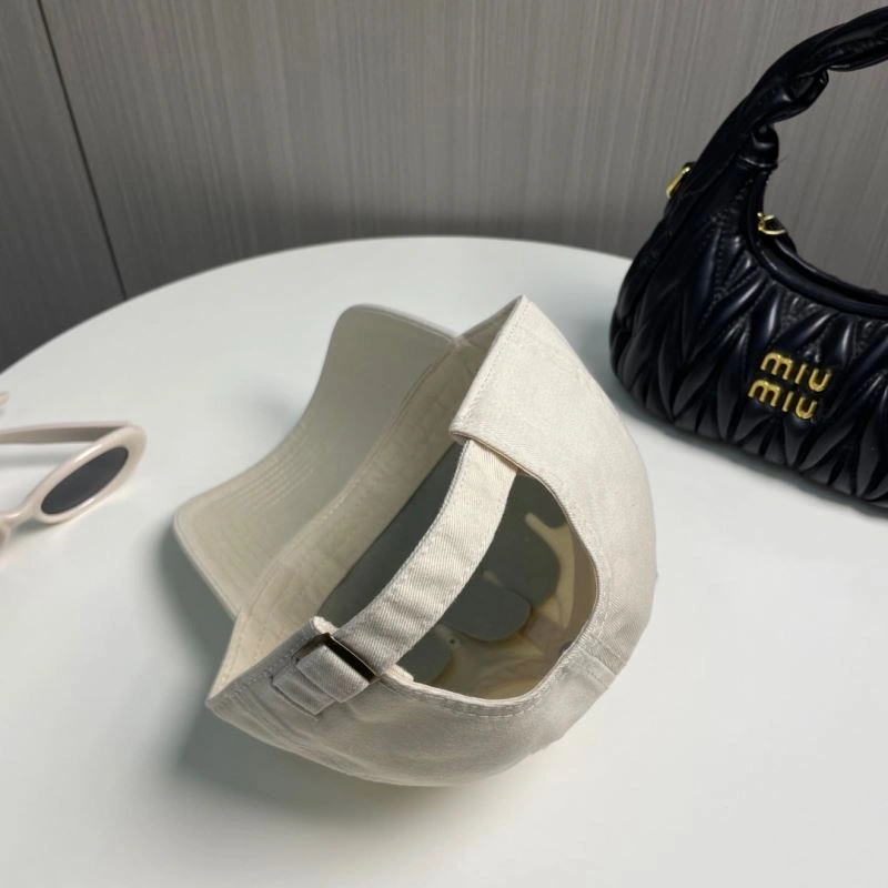 Breathable Miu Miu Caps 257508
