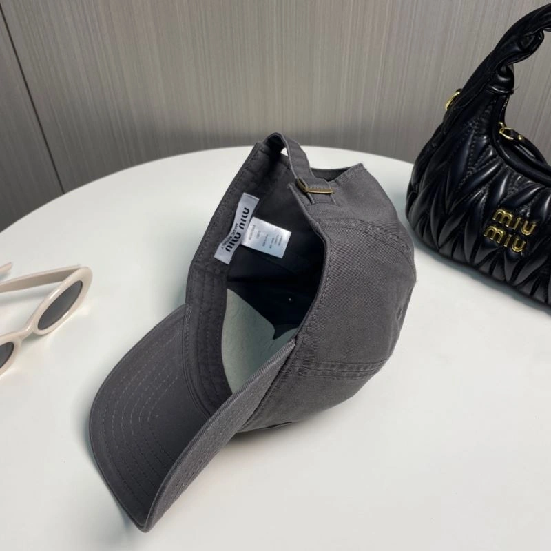 Miu Miu Caps SoftTouch 257504
