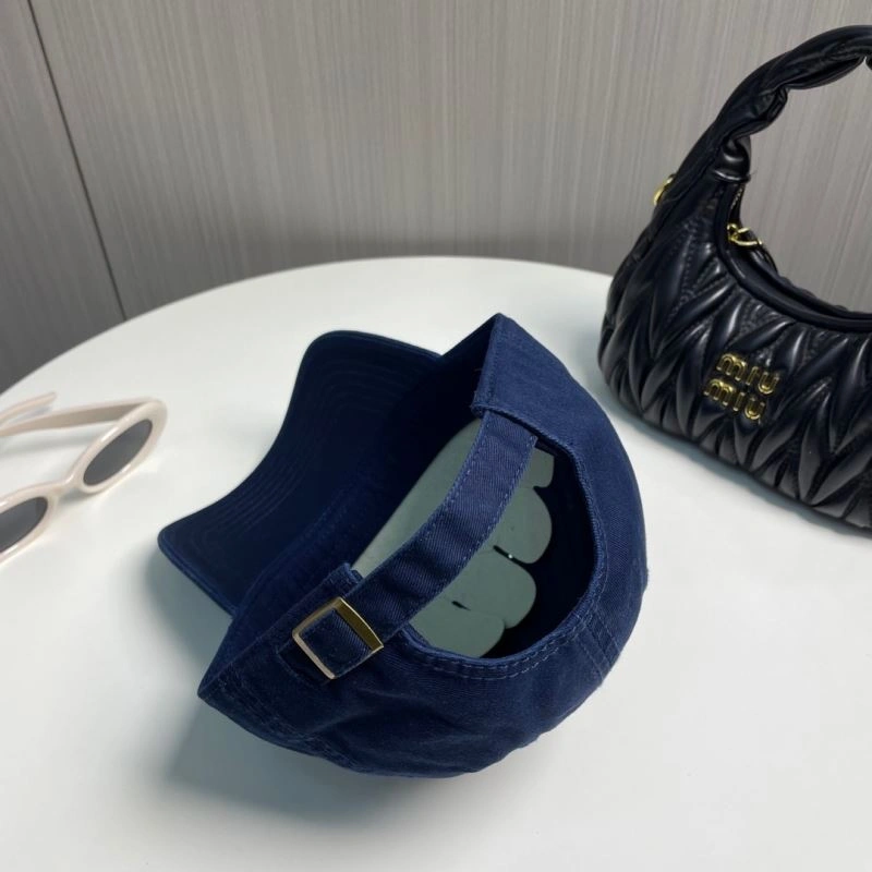 Miu Miu Caps Unique 257503