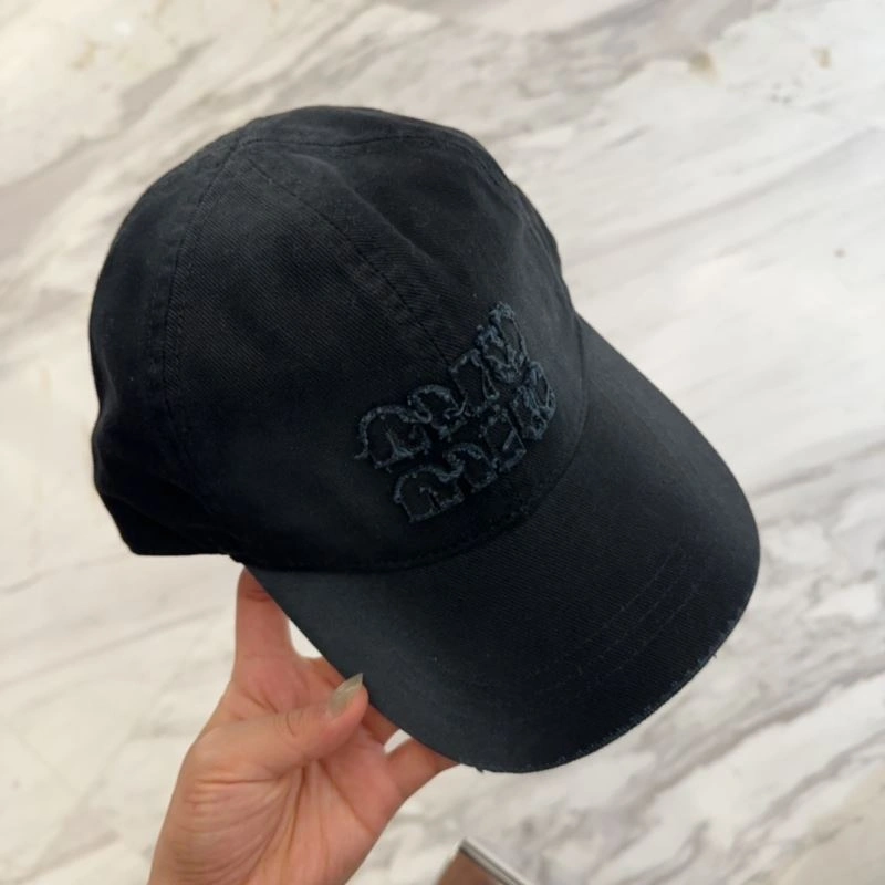 Miu Miu Caps ComfortFit 257489