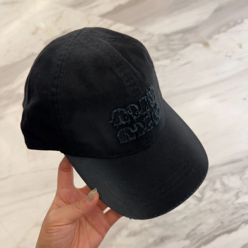 Miu Miu Caps ComfortFit 257489