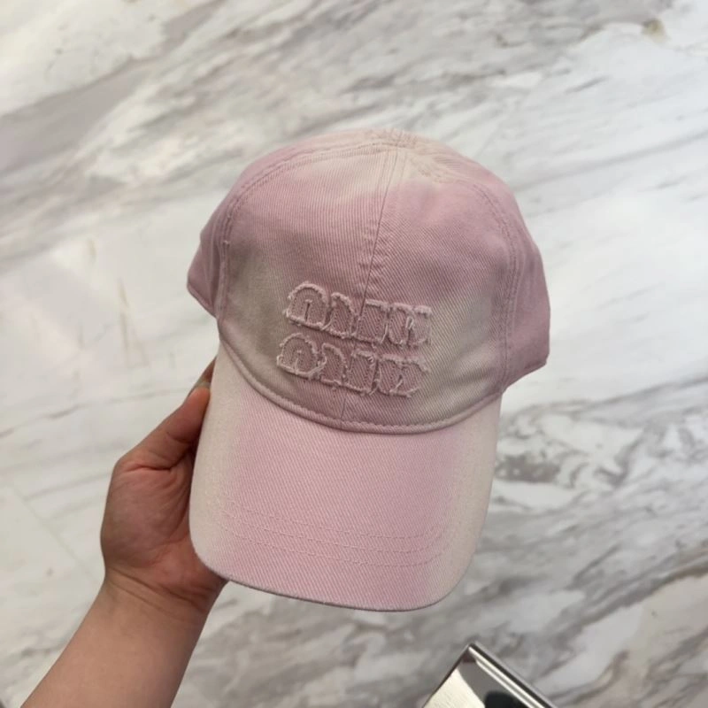 Miu Miu Caps FastDry 257485