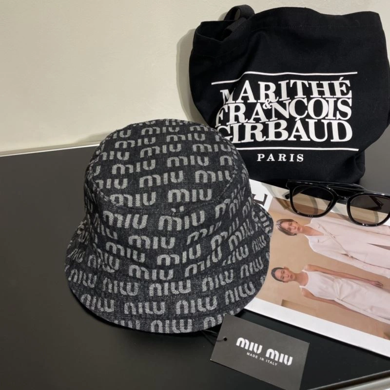 Snug Miu Miu Caps 261766