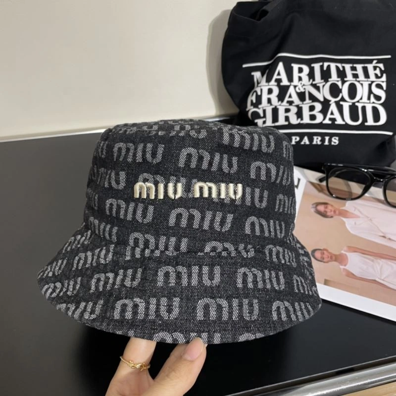 Snug Miu Miu Caps 261766