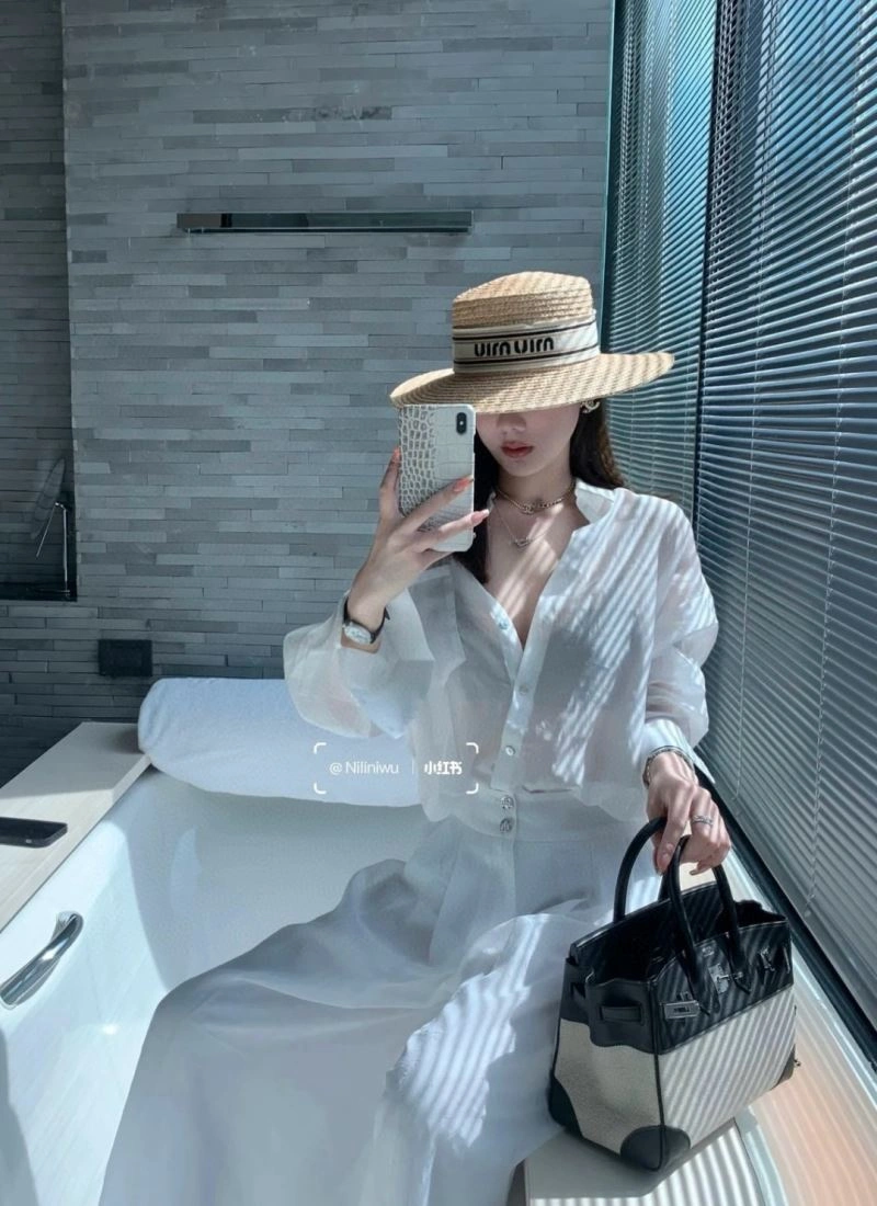 WellDesigned Miu Miu Caps 261735