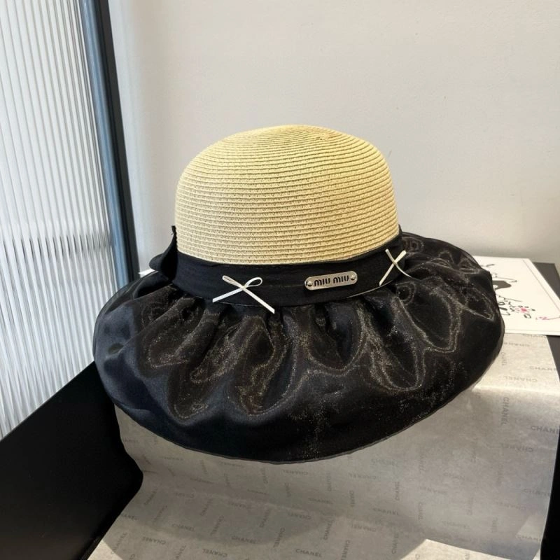 Miu Miu Caps Classic 261734