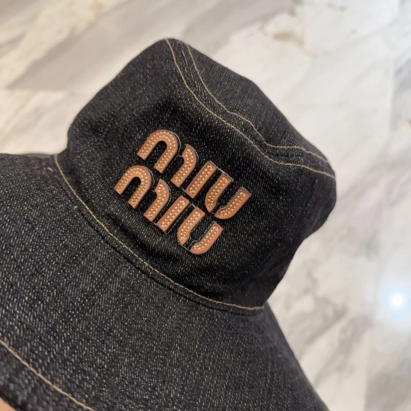 Miu Miu Caps Sophisticated 261706